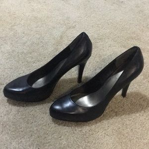 Nine West Leather Pumps